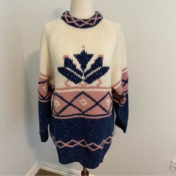 FaBE Vintage Sweater Navy Pink Cream Ski Winter Diamond Snowflake Design Size S - Picture 1 of 9